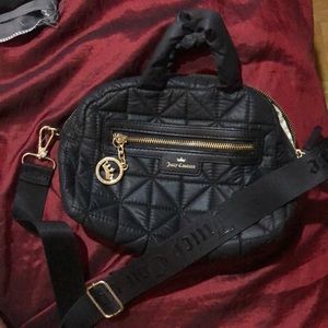 Cute little purse Juicy Couture